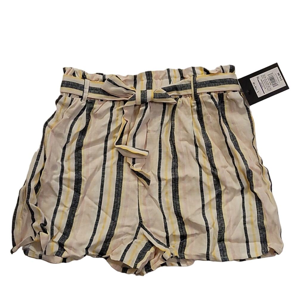 Art class Girls Shorts, Multicolor with Tie Belt, Size M, NWT